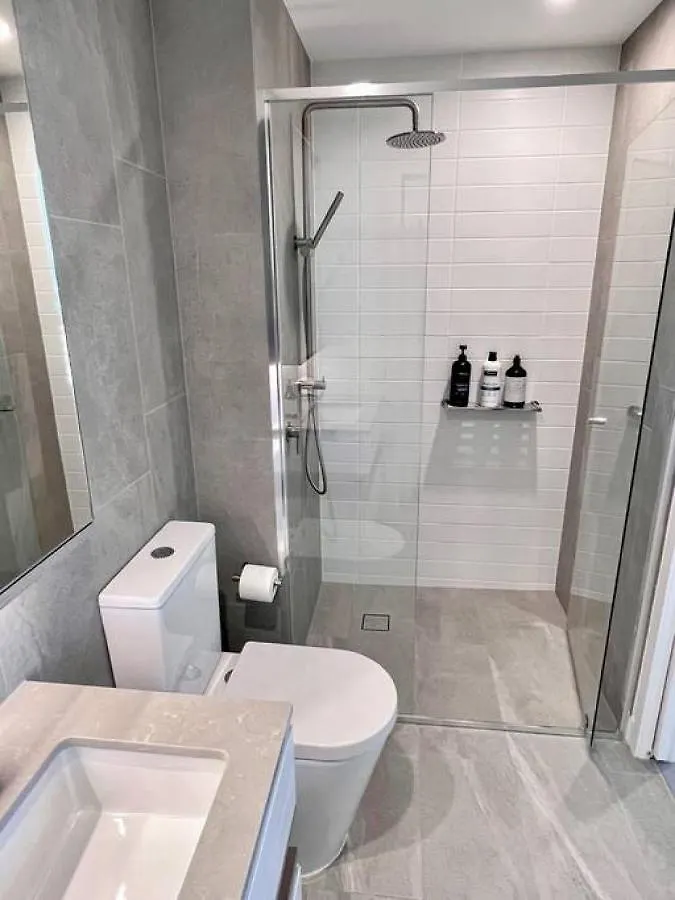 Signature Amazing Ocean Views Lvl 14 Unit 7 Gold Coast